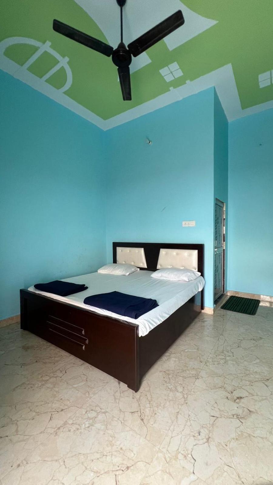 Hotel Vijay Palace Ayodhya Extérieur photo